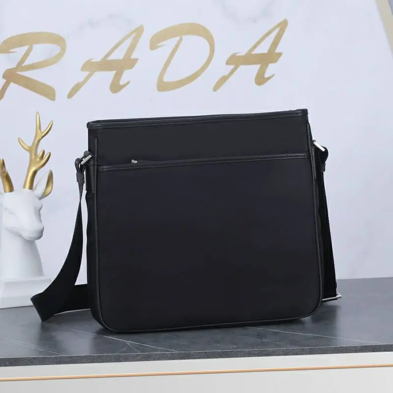 prada aaa homme mini sac a main s_1160b562